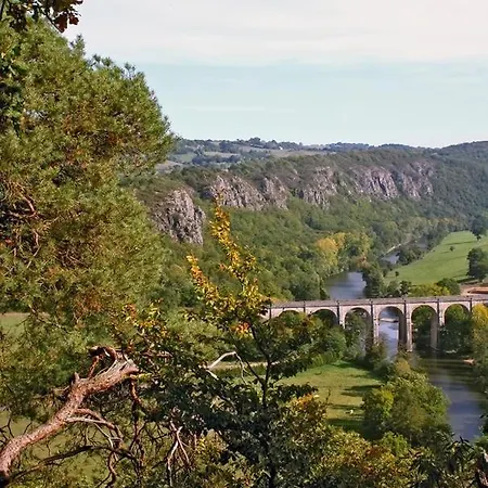 Casa de Férias Ferme 16 Pers Calme Et Nature à *